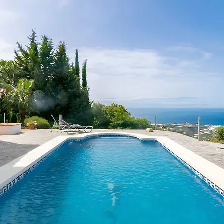 Amapola Villa